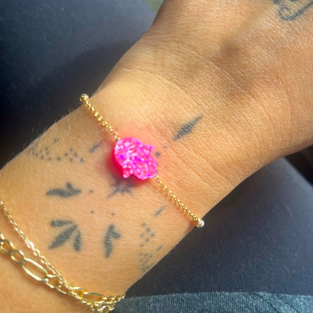 18K gold hamsa bracelet